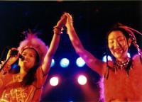 旧正月ライブ at クアトロ。ゲストの台湾アミ族のルギィさんとナビィ 旧正月ライブ at クアトロ。ゲストの台湾アミ族のルギィさんとナビィ