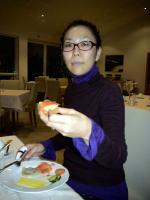 ホテルの朝食はどこでもだいたいバイキング。寝ぼけ眼でも食い気は100% ホテルの朝食はどこでもだいたいバイキング。寝ぼけ眼でも食い気は100%